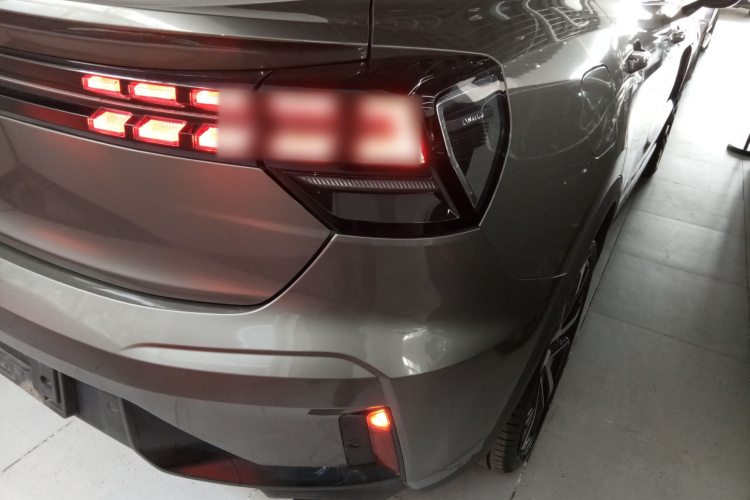 领克05 2020款 2.0TD 四驱劲Halo车身外观6006