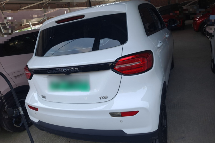 零跑汽车 零跑T03 2023款 310轻享版车身外观6004