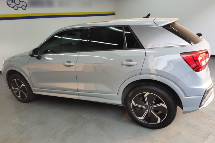 奥迪Q2L e-tron 2022款 Q2L e-tron 纯电智享型车身外观6003