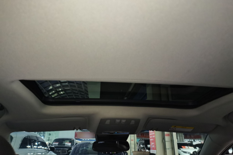 别克 君威 2015款 1.6T 精英技术型局部细节22