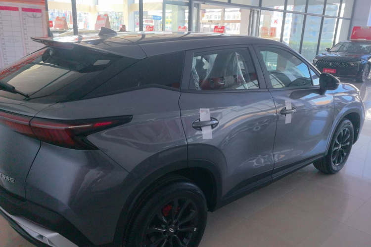 奇瑞 欧萌达 2025款 1.5T CVT畅行版车身外观6003