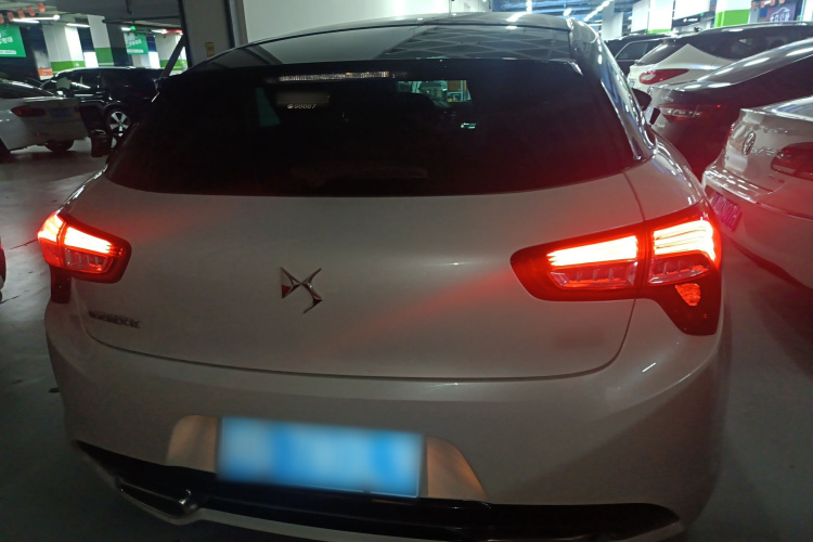 DS 5 2014款 1.6T 豪华版THP160车身外观6003