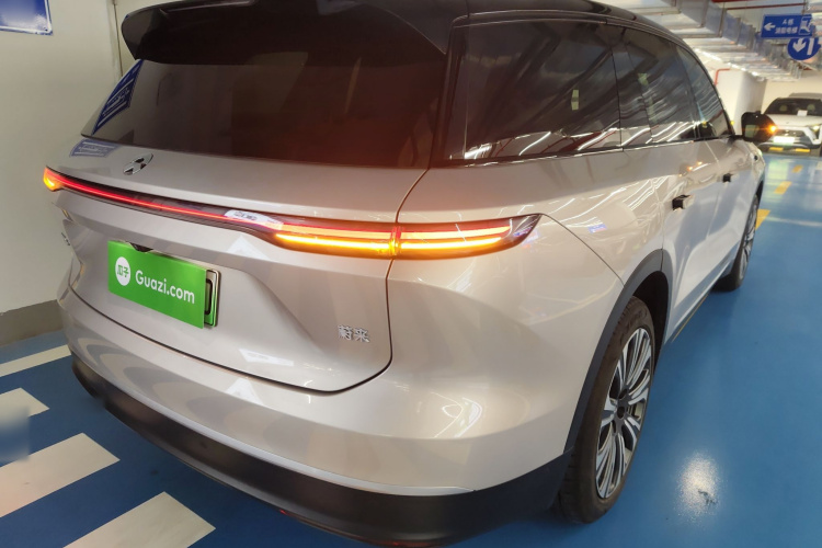 蔚来ES8 2024款 75kWh车身外观7