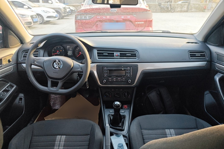 大众 2019款 朗逸启航 1.5L 手动风尚版 国VI中控内饰12