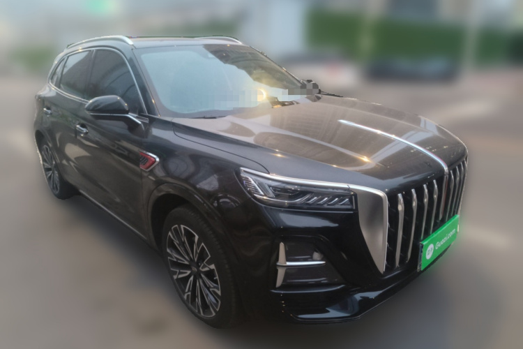 红旗HS5 2023款 2.0T 四驱旗享Pro版车身外观3