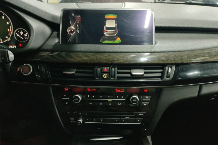 宝马X5(进口) 2014款 xDrive35i 豪华型局部细节16