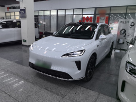 鸿蒙智行 尚界H5 2025款 增程 Max