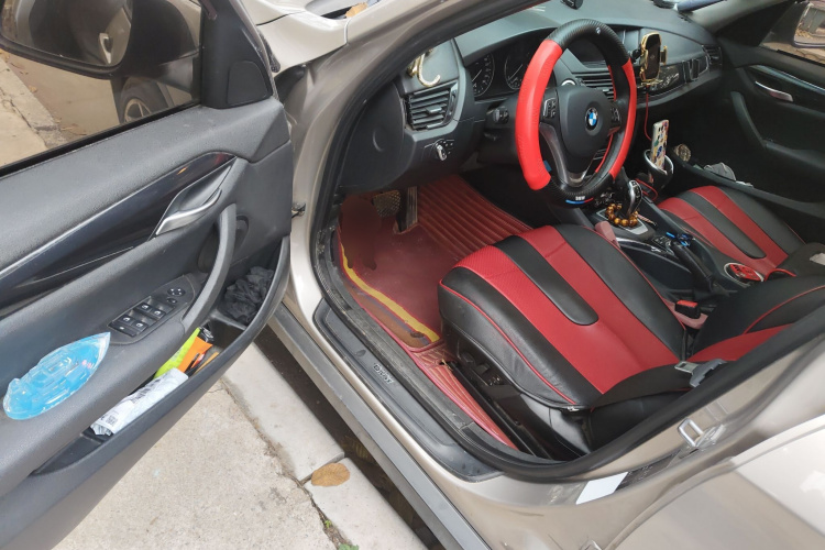 宝马X1 2015款 sDrive18i 领先晋级版中控内饰20