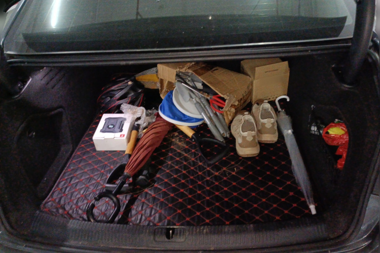 奥迪A4L 2019款 40 TFSI 进取型 国VI中控内饰23