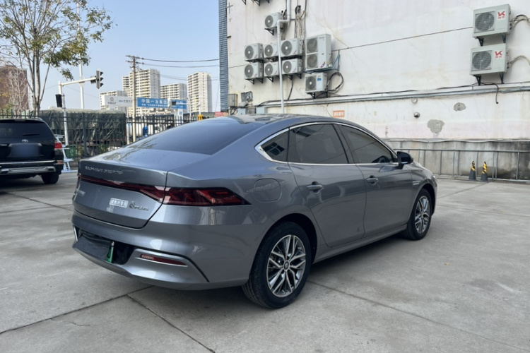 比亚迪 秦PLUS 2023款 冠军版 EV 420KM超越型车身外观6007