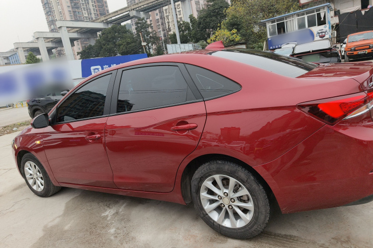 别克 英朗 2018款 15T 双离合进取型 国V车身外观4