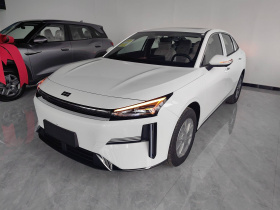 吉利银河 银河L6 2025款 EM-i 60km 探索版