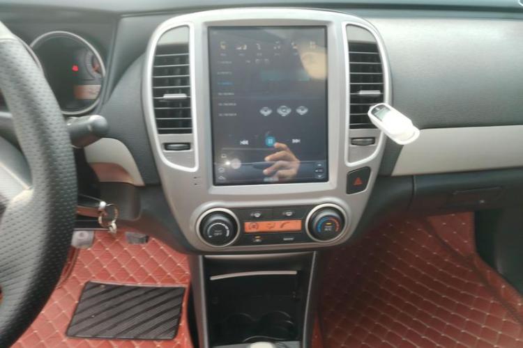 日产 轩逸 2016款 经典 1.6XE 手动领先版中控内饰7003