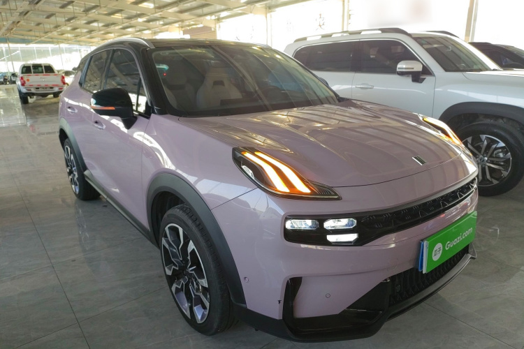 领克06 2023款 Remix 1.5T Shero车身外观3