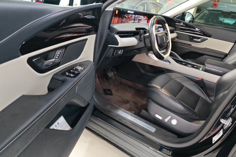 林肯 航海家 2023款 2.0T 四驱尊享版中控内饰7003