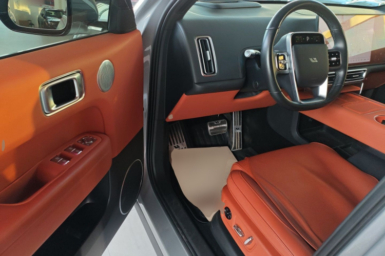 理想汽车 理想L6 2024款 Pro中控内饰20