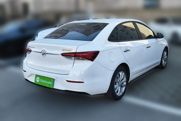 别克 英朗 2021款 改款 典范 1.5L 自动精英型车身外观7