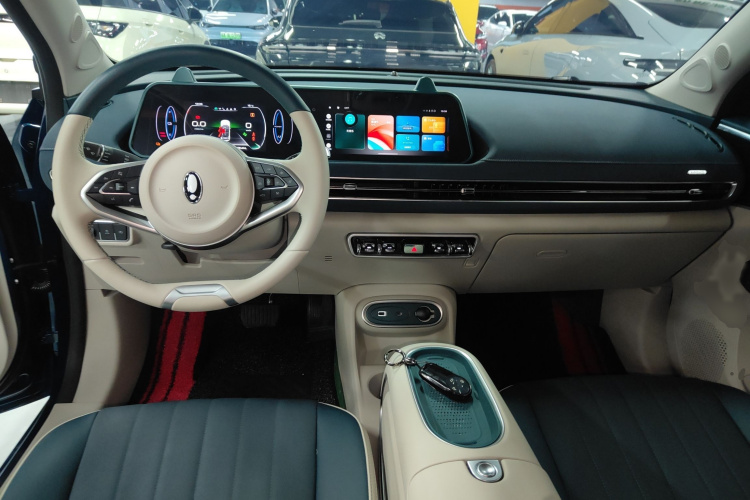 欧拉好猫 2023款 401km标准续航 豪华型 磷酸铁锂中控内饰7002