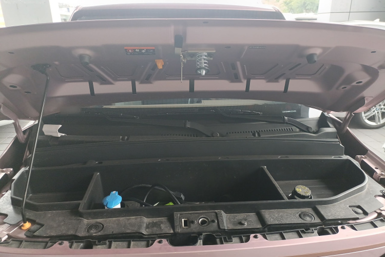 吉利银河 2024款 熊猫mini 200km 耐力熊机舱底盘24