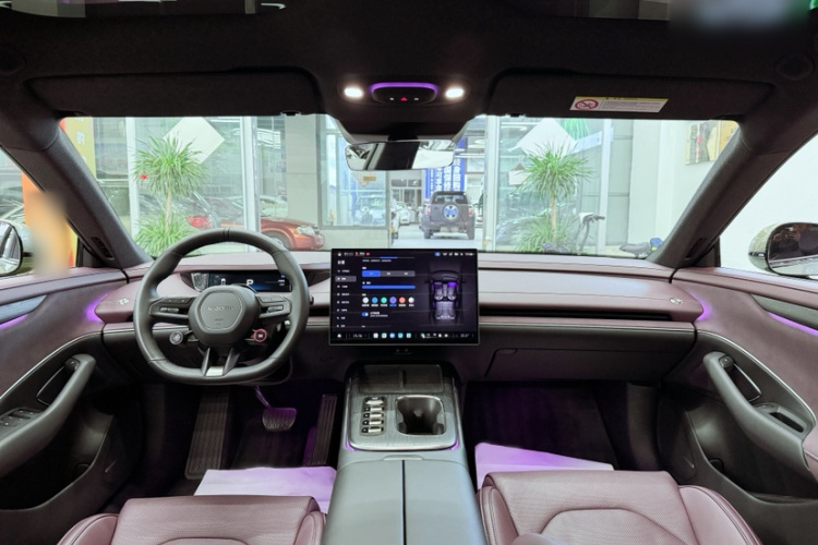 小米汽车 小米SU7 2024款 后驱超长续航高阶智驾Pro版中控内饰7010