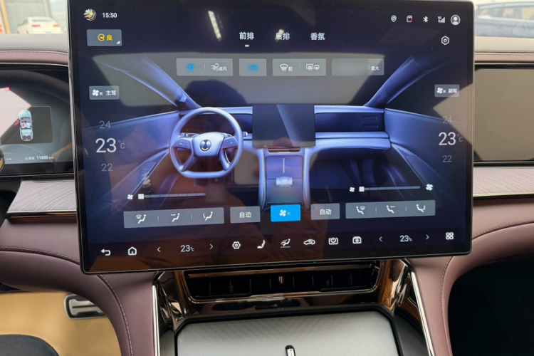 腾势Z9GT 2024款 1100四驱Max版局部细节16