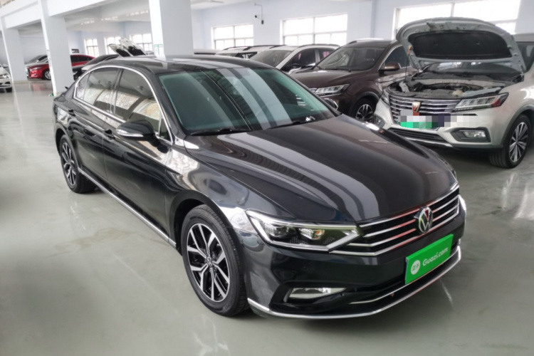 大众 迈腾 2020款 330TSI DSG 领先型车身外观3