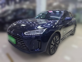 鸿蒙智行 问界M5 2022款 增程四驱至臻版