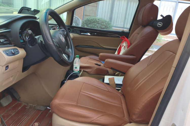 别克GL8 2018款 ES 28T 尊享型 国VI中控内饰19