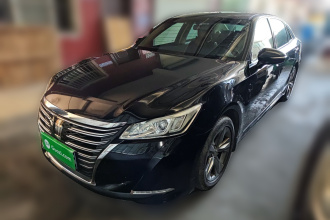 丰田 皇冠 2015款 2.0T 时尚版