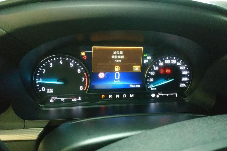 福特 探险者 2020款 EcoBoost 285 四驱风尚版 6座中控内饰14