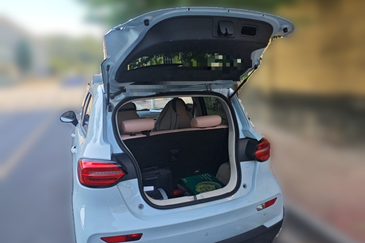 零跑汽车 零跑T03 2023款 403智享版中控内饰23