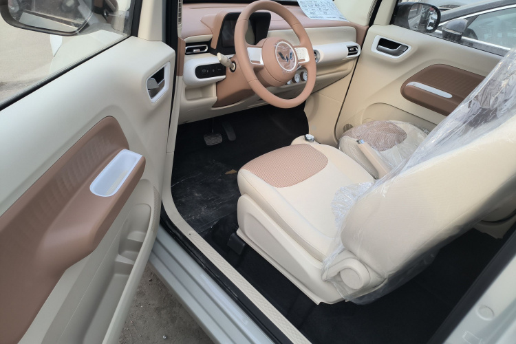 五菱汽车 宏光MINIEV 2024款 第三代 215km 青春版中控内饰20