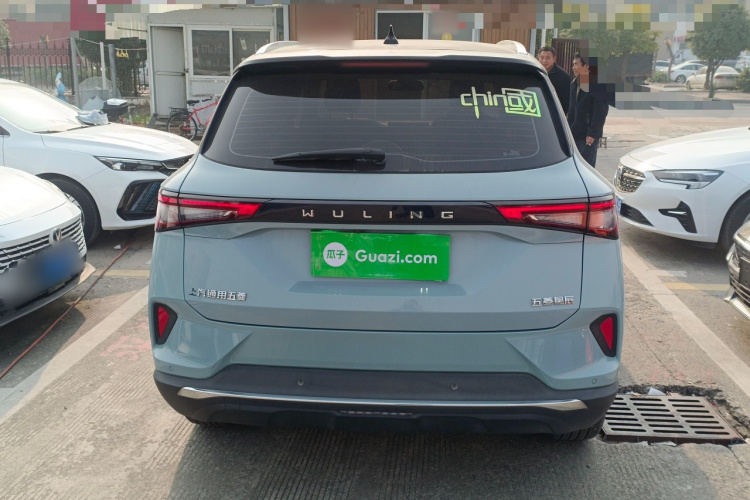 五菱汽车 五菱星辰 2021款 1.5T CVT星辉版车身外观6