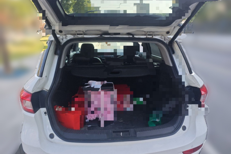 广汽传祺 传祺GS4 2016款 235T 手动豪华版中控内饰23