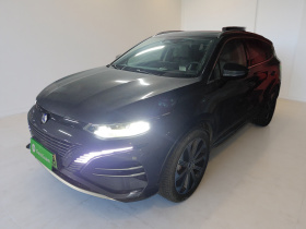 腾势N8 2023款 四驱超混旗舰六座版