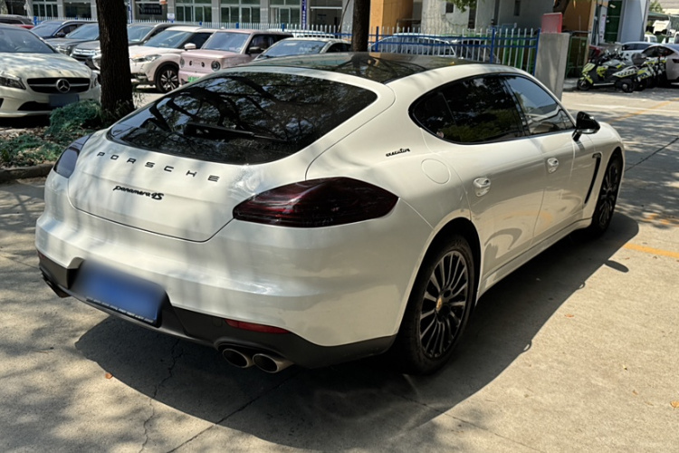 保时捷 2016款 Panamera 4 Executive Edition 3.0T车身外观6005