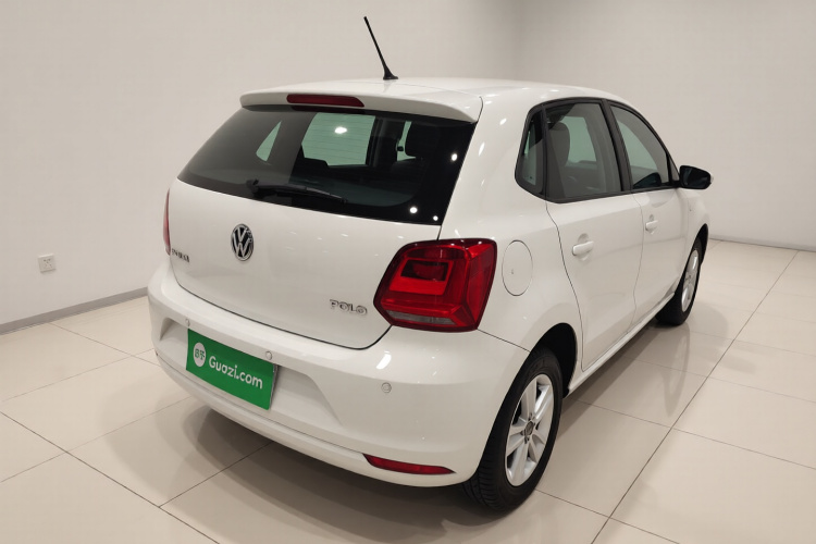 大众 Polo 2014款 1.4L 手动风尚版车身外观7