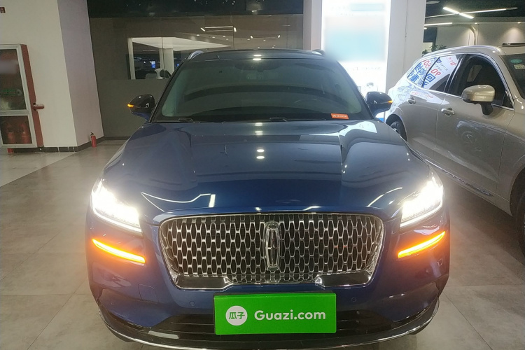 林肯 冒险家 2022款 2.0T 两驱尊享版车身外观2