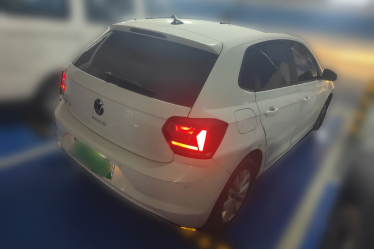大众 Polo 2021款 Plus 1.5L 自动炫彩科技版车身外观7