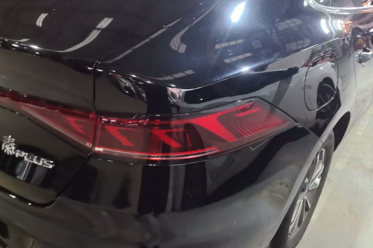 比亚迪 秦PLUS 2023款 冠军版 DM-i 55KM领先型车身外观6001