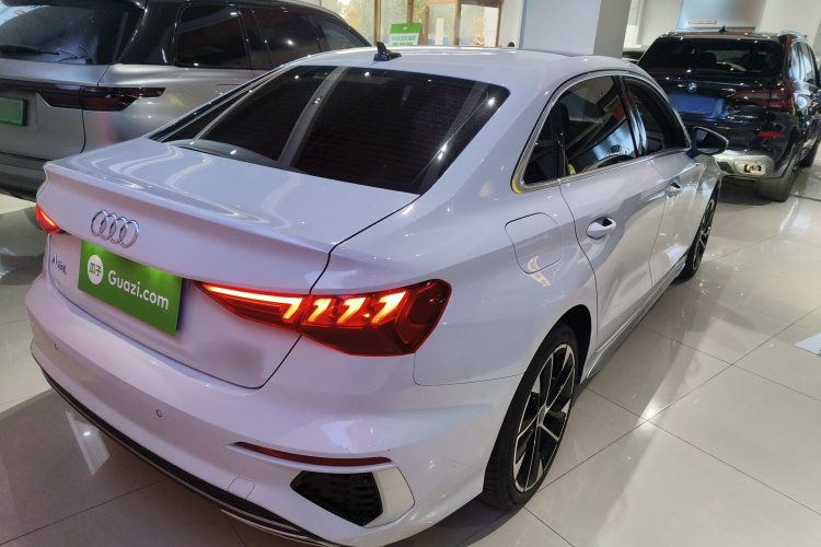 奥迪A3 2021款 A3L Limousine 35 TFSI 时尚运动型车身外观6005