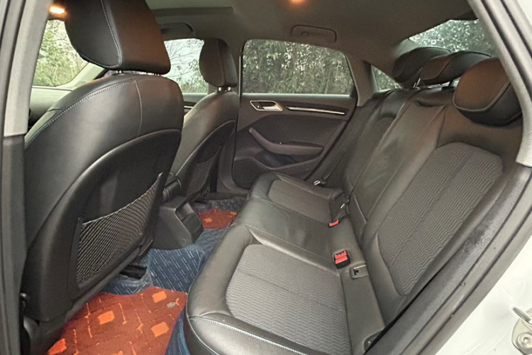 奥迪A3 2020款 Limousine 35 TFSI 时尚型 国VI中控内饰7006