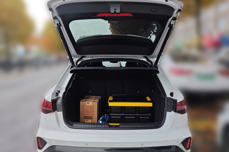 奥迪A3 2025款 Sportback 35TFSI 飞驰尊享型 +豪华臻选包中控内饰23