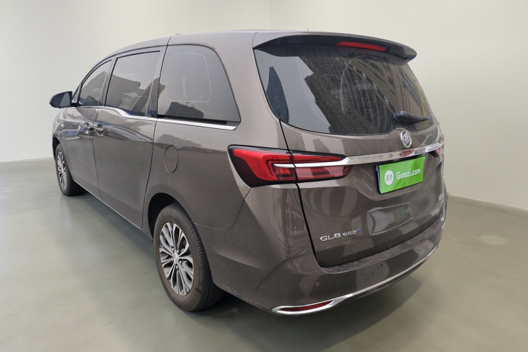 别克GL8 2022款 陆上公务舱 652T 舒适型车身外观5