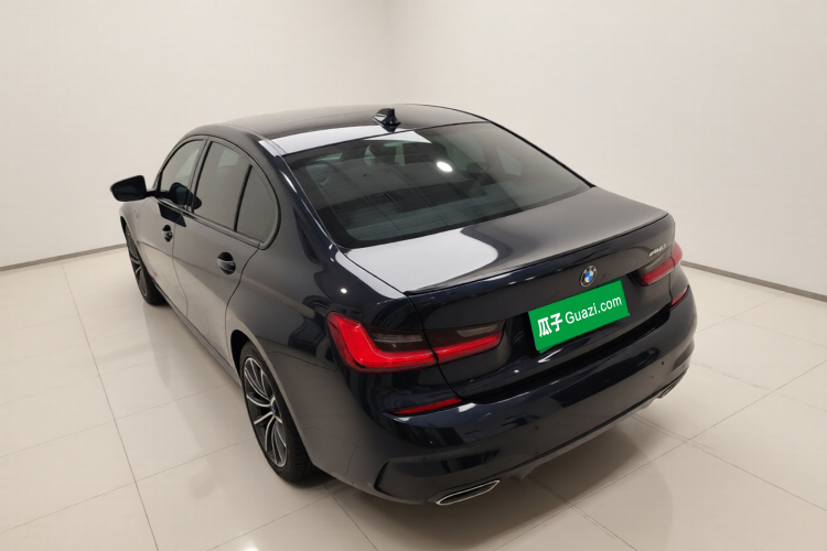 宝马3系 2021款 改款 320Li M运动套装车身外观5