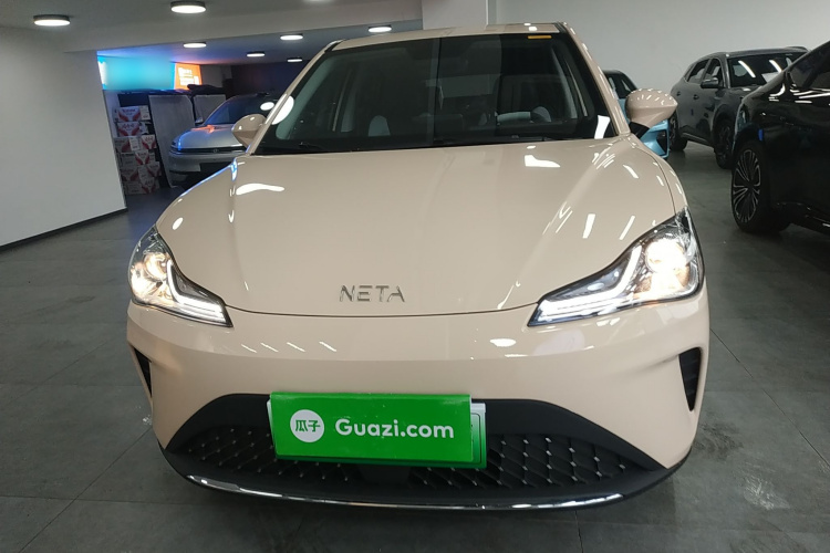 哪吒汽车 哪吒AYA 2023款 401 Lite车身外观6001