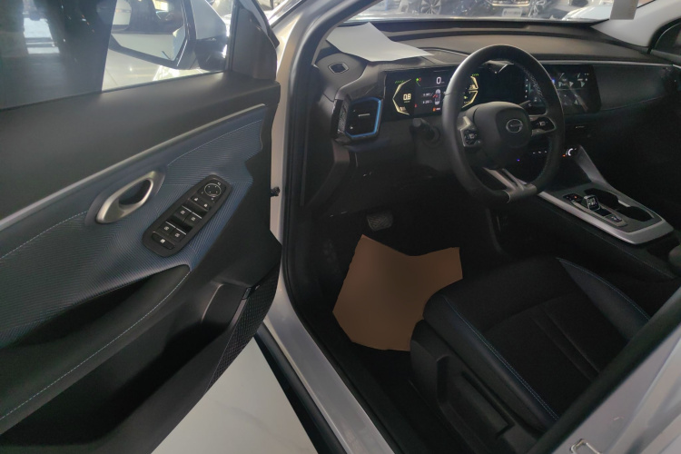 广汽传祺 传祺GS3 2023款 影速 270T 劲享版中控内饰20