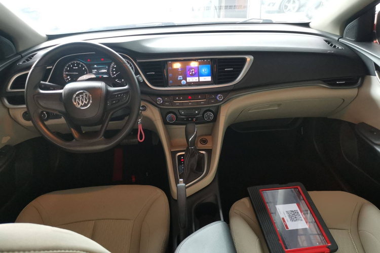 别克 英朗 2015款 15N 自动精英型中控内饰12