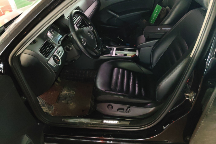 大众 帕萨特 2014款 1.8TSI DSG御尊版局部细节19