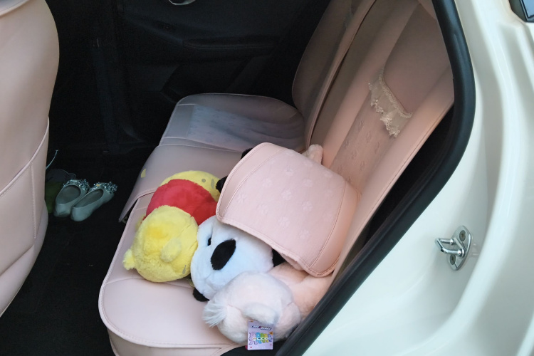 广汽传祺 传祺GS3 2023款 影速 270T 劲智版中控内饰7004